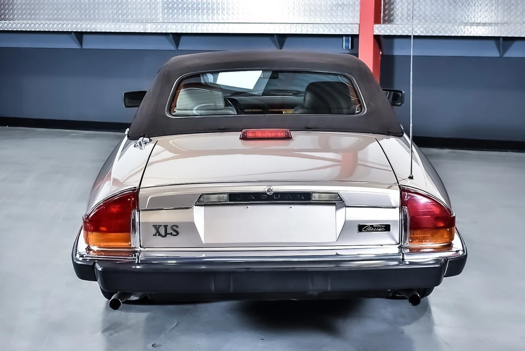 1990 Jaguar XJS Convertible - Image 27 of 30