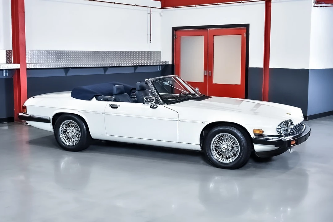 1990 Jaguar XJS Convertible - Image 8 of 30
