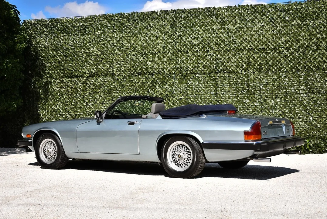 1990 Jaguar XJS Convertible - Image 15 of 30