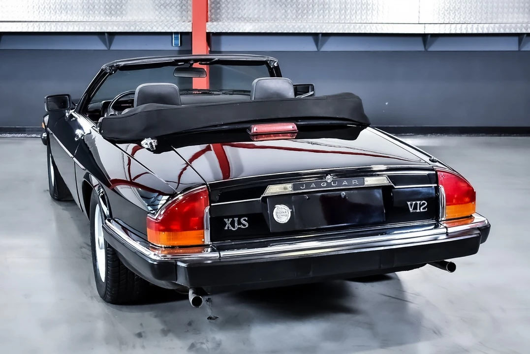 1990 Jaguar XJS Convertible - Image 23 of 30