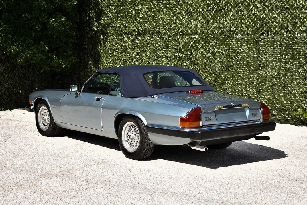 1990 Jaguar XJS Convertible - Image 19 of 30