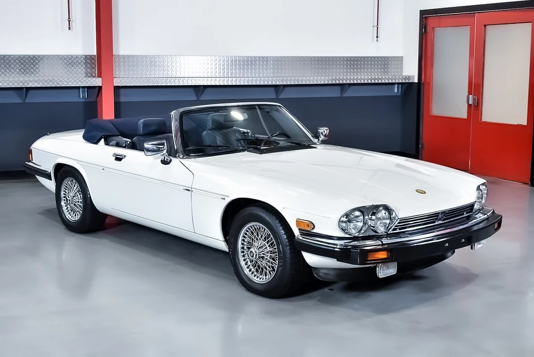 1990 Jaguar XJS Convertible - Image 7 of 30