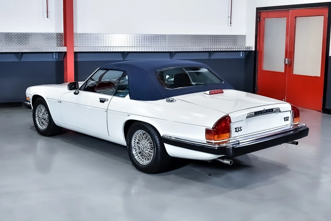 1990 Jaguar XJS Convertible - Image 23 of 30