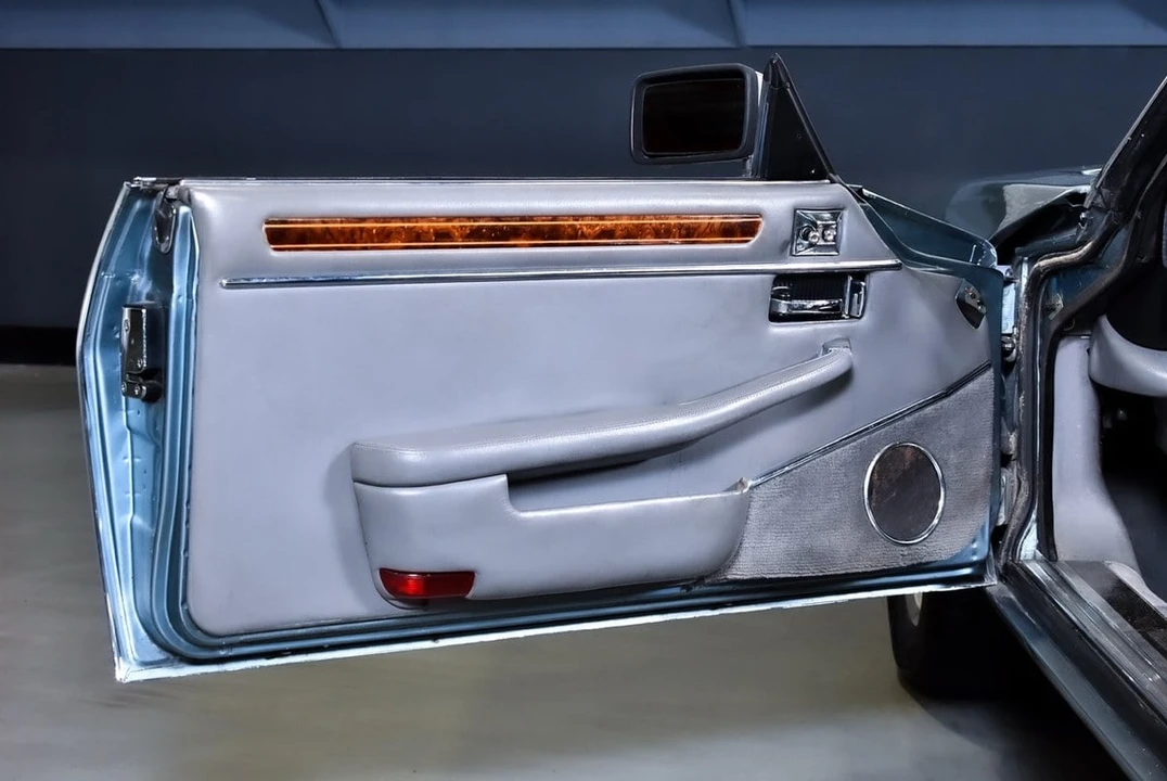 1990 Jaguar XJS Convertible - Image 25 of 30