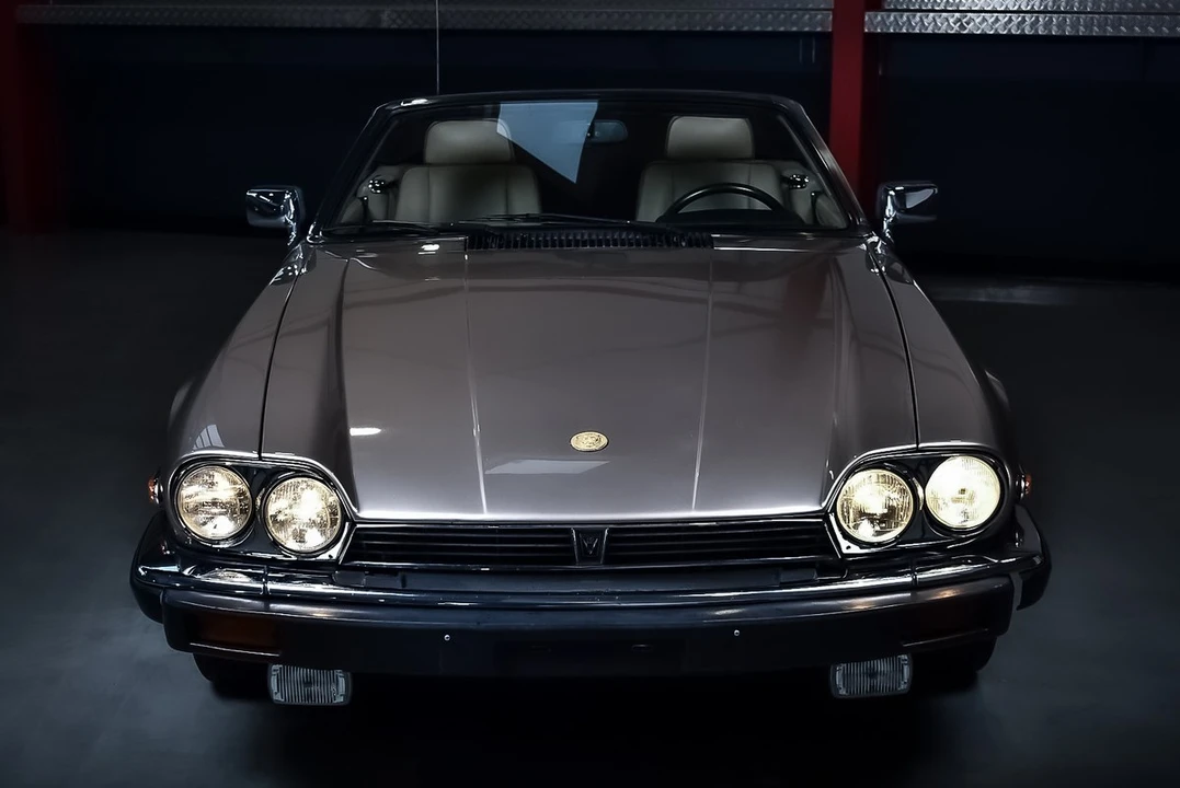 1990 Jaguar XJS Convertible - Image 3 of 30