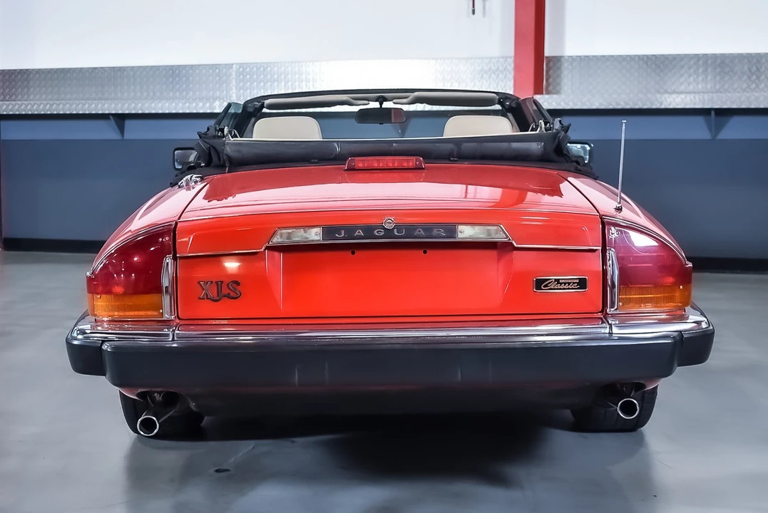 1990 Jaguar XJS Convertible - Image 19 of 30