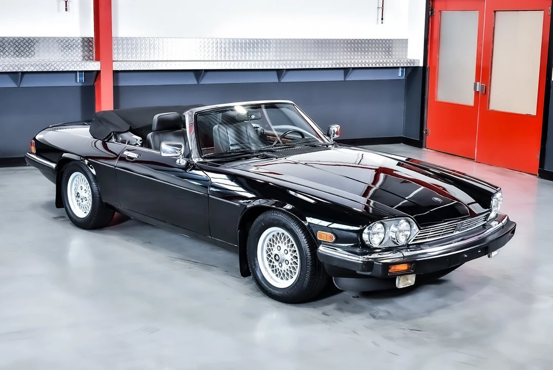 1990 Jaguar XJS Convertible - Image 13 of 30