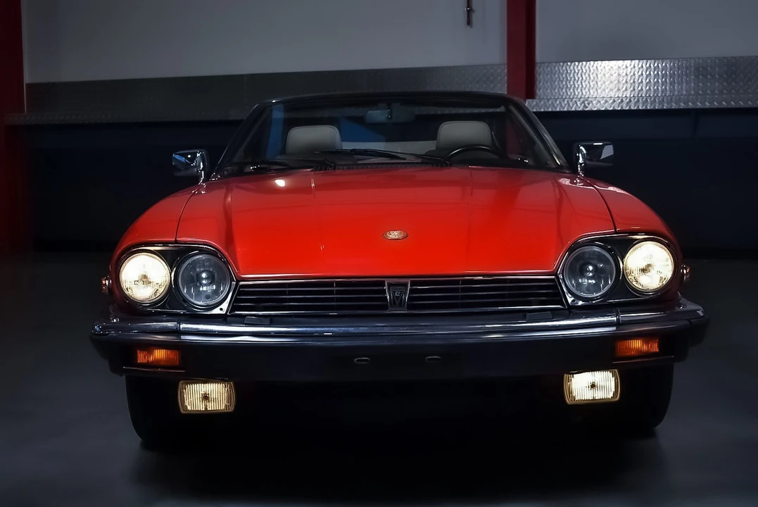 1990 Jaguar XJS Convertible - Image 4 of 30