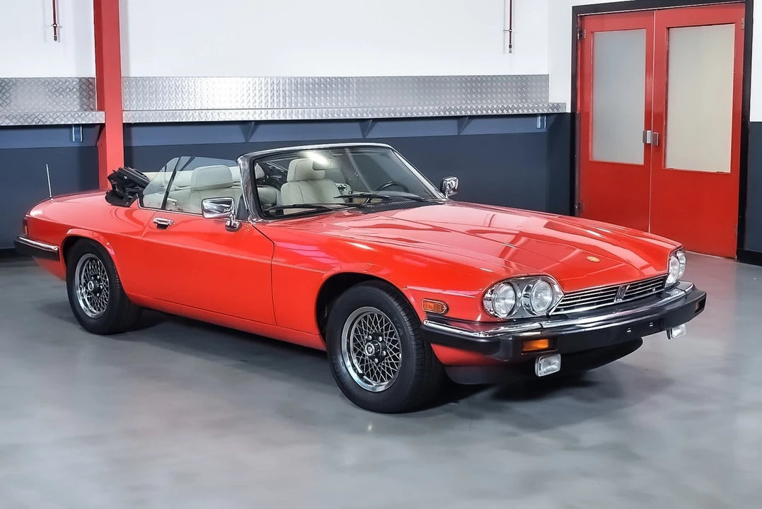 1990 Jaguar XJS Convertible - Image 11 of 30
