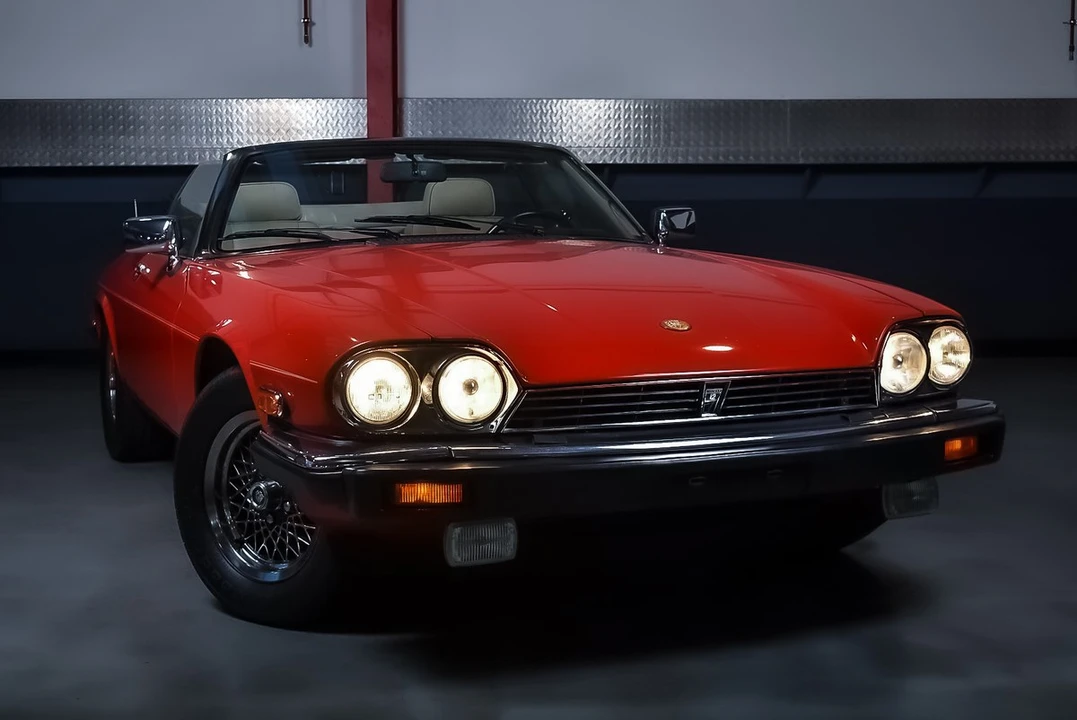 1990 Jaguar XJS Convertible - Image 8 of 30