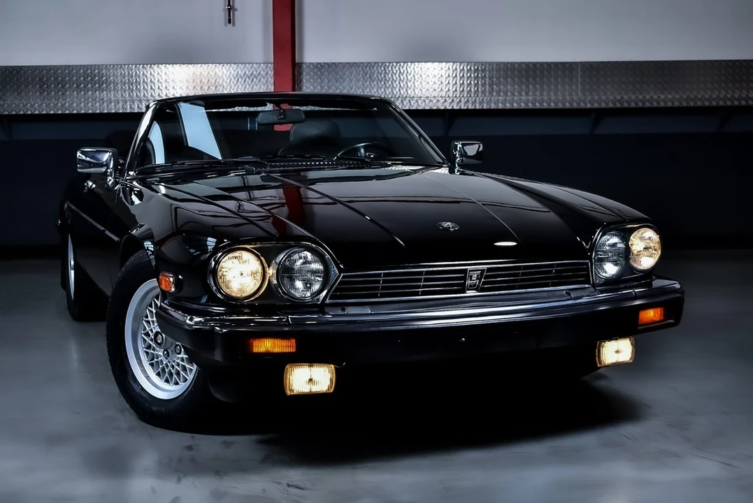1990 Jaguar XJS Convertible - Image 10 of 30