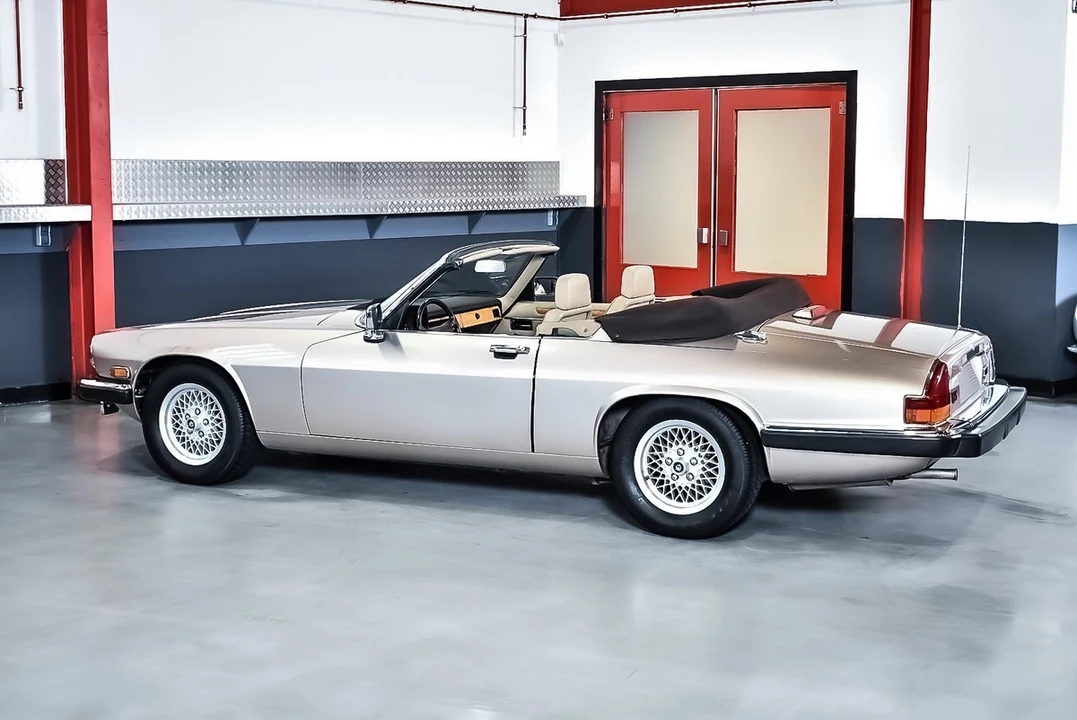 1990 Jaguar XJS Convertible - Image 22 of 30