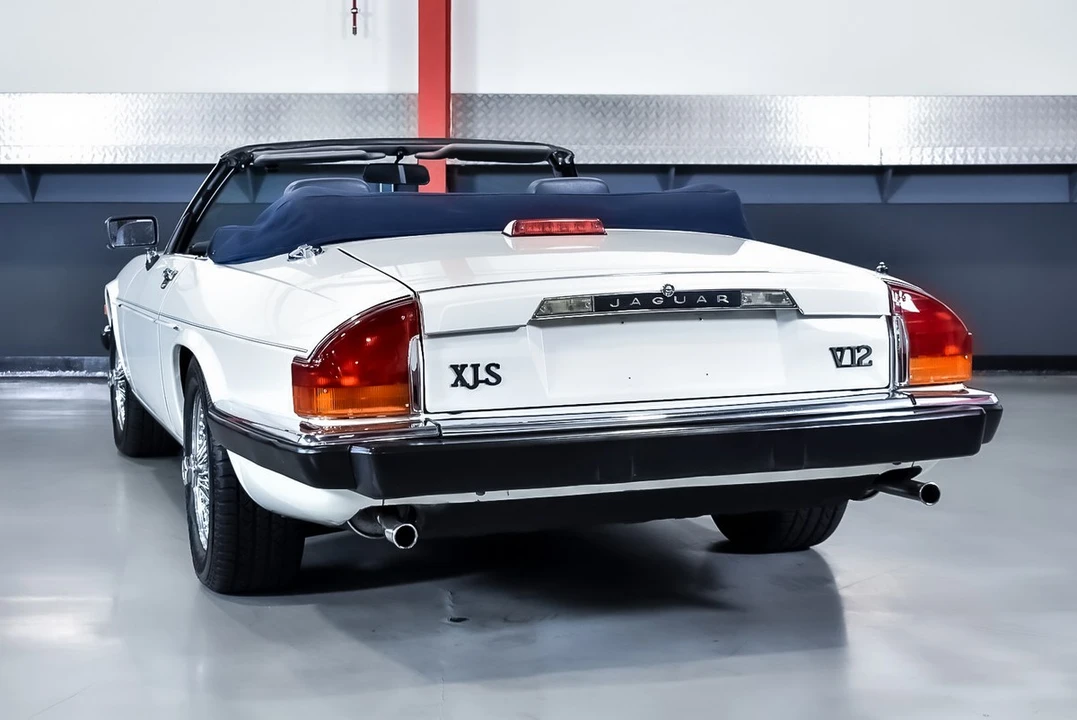 1990 Jaguar XJS Convertible - Image 15 of 30