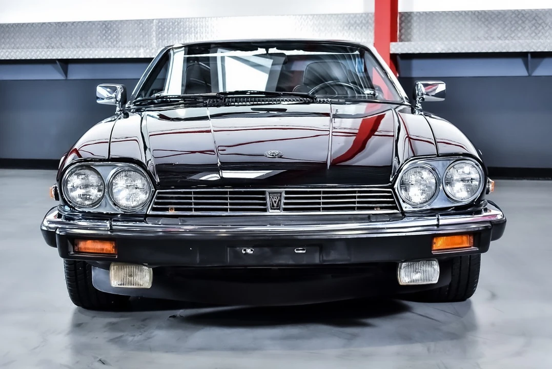 1990 Jaguar XJS Convertible - Image 5 of 30