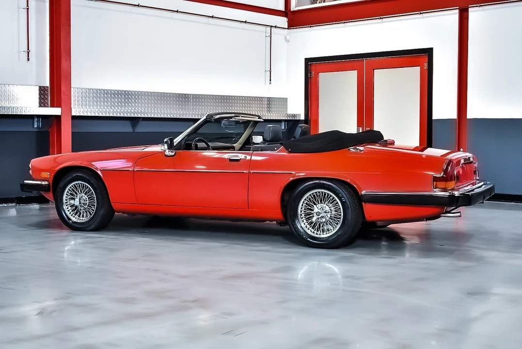 1990 Jaguar XJS Convertible - Image 25 of 30