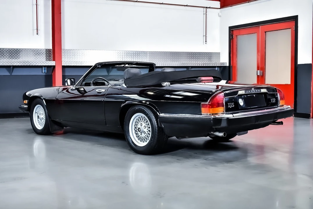 1990 Jaguar XJS Convertible - Image 25 of 30