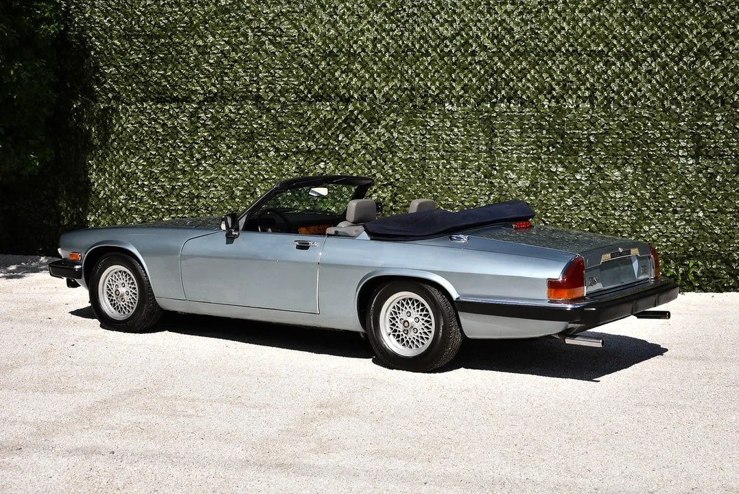 1990 Jaguar XJS Convertible - Image 14 of 30
