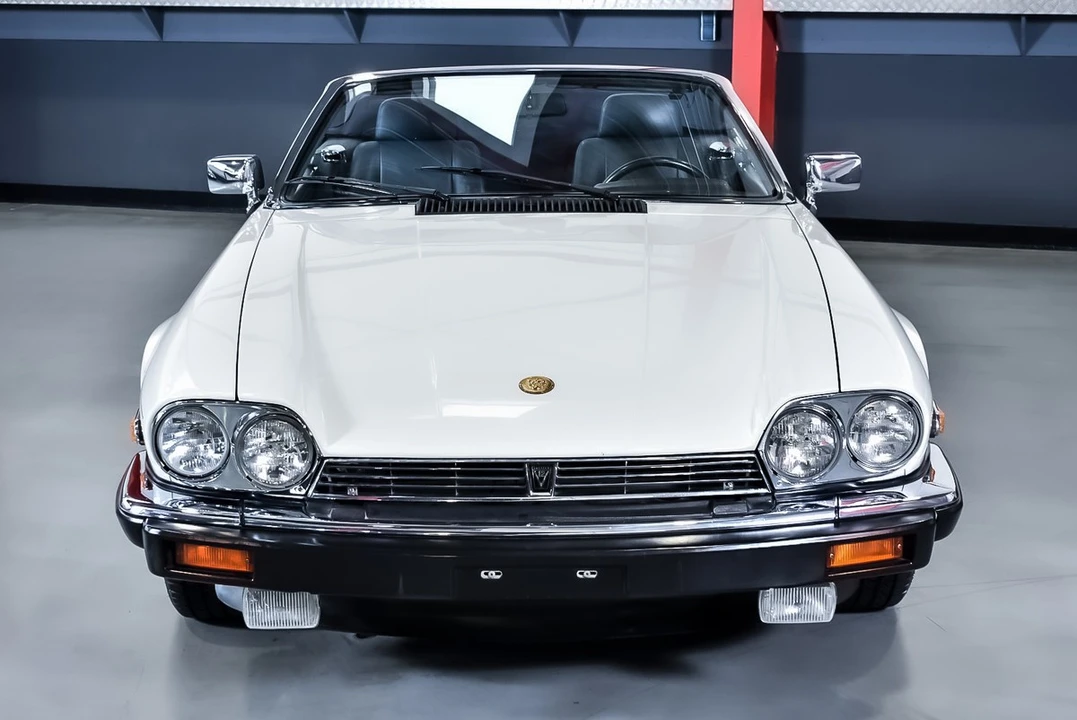 1990 Jaguar XJS Convertible - Image 2 of 30