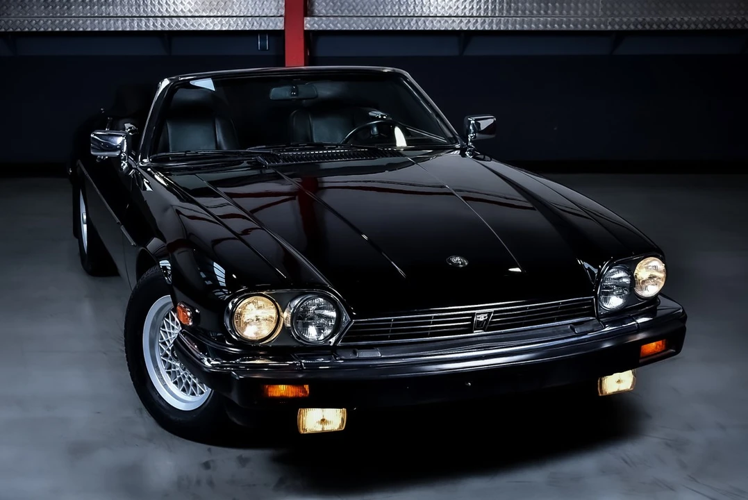 1990 Jaguar XJS Convertible - Image 7 of 30
