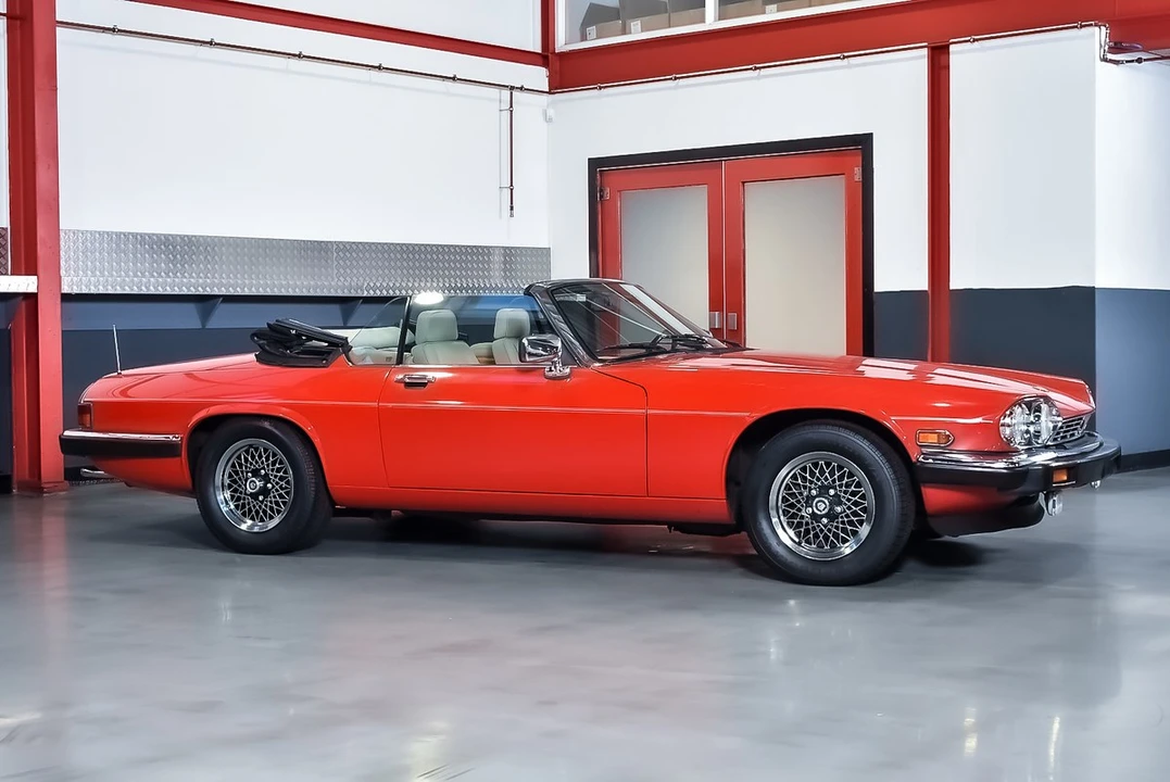 1990 Jaguar XJS Convertible - Image 14 of 30