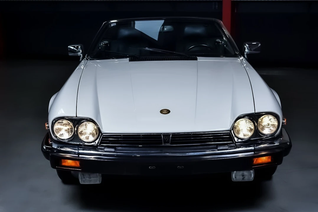 1990 Jaguar XJS Convertible - Image 3 of 30