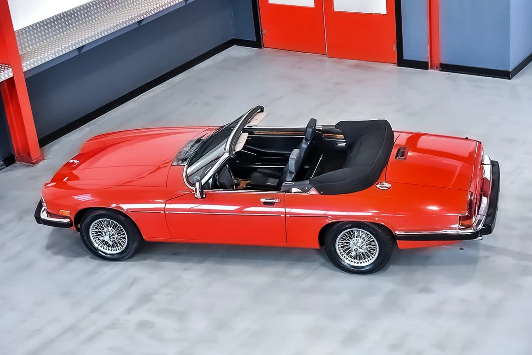 1990 Jaguar XJS Convertible - Image 29 of 30