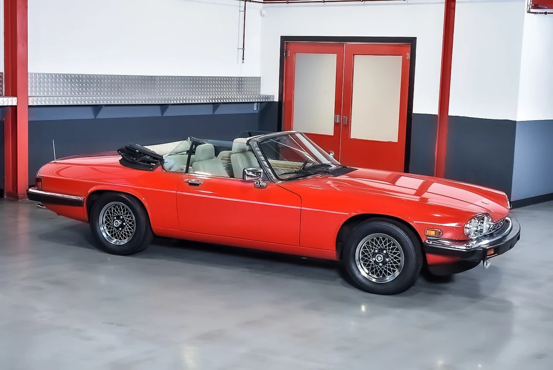 1990 Jaguar XJS Convertible - Image 12 of 30