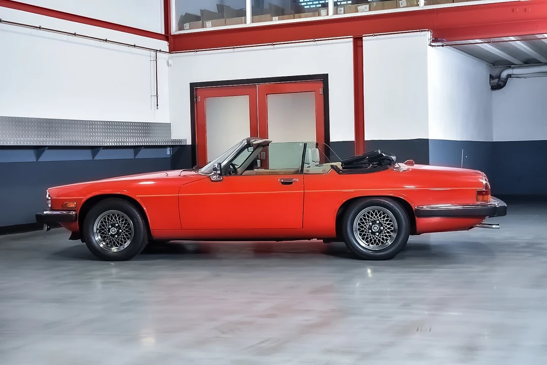 1990 Jaguar XJS Convertible - Image 28 of 30