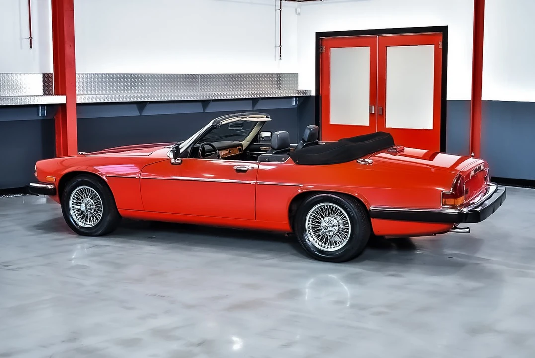 1990 Jaguar XJS Convertible - Image 24 of 30