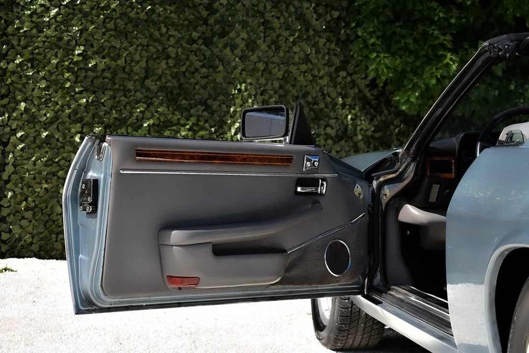 1990 Jaguar XJS Convertible - Image 22 of 30