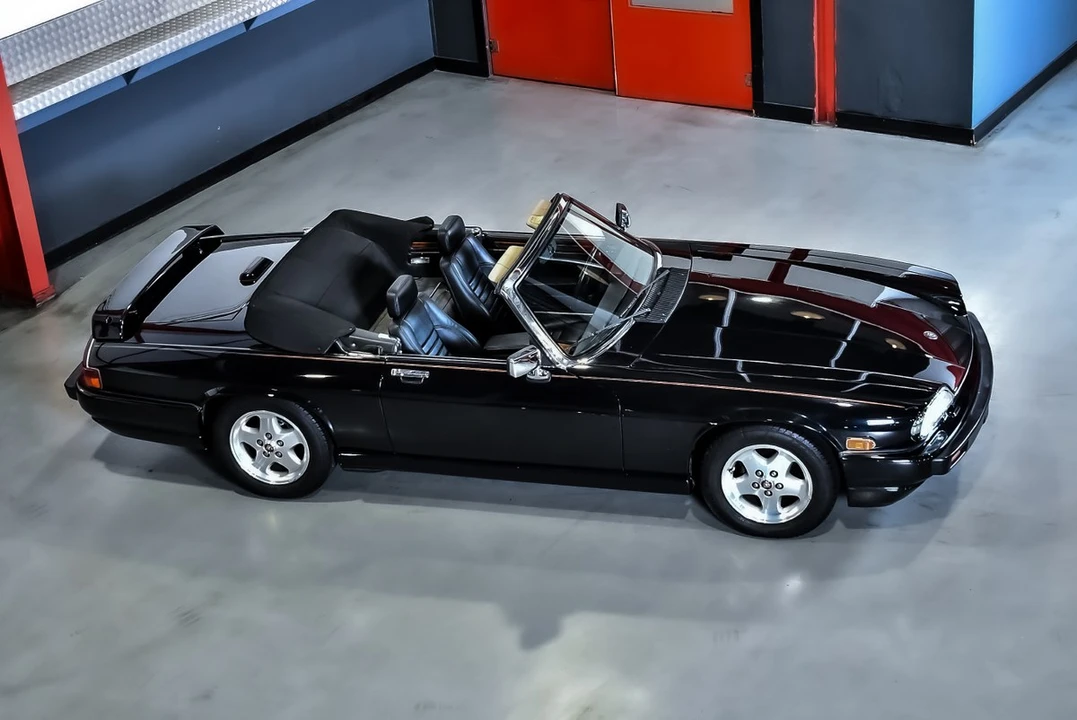 1990 Jaguar XJS Convertible - Image 10 of 30