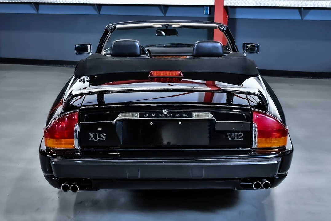 1990 Jaguar XJS Convertible - Image 11 of 30
