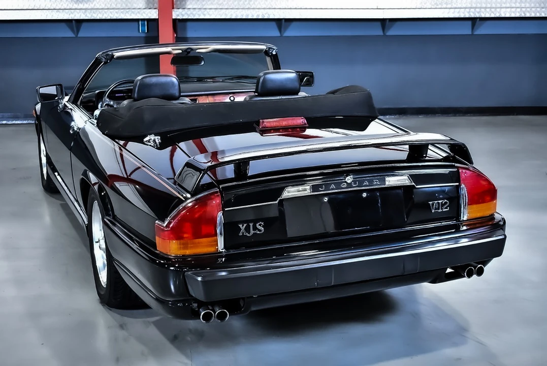 1990 Jaguar XJS Convertible - Image 13 of 30