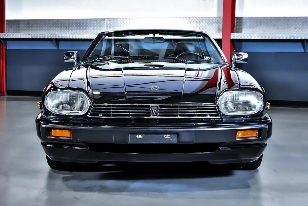 1990 Jaguar XJS Convertible - Image 5 of 30