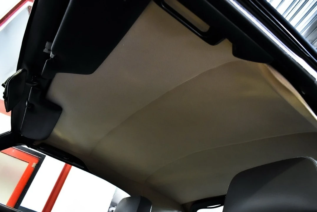 1990 Jaguar XJS Convertible - Image 24 of 31