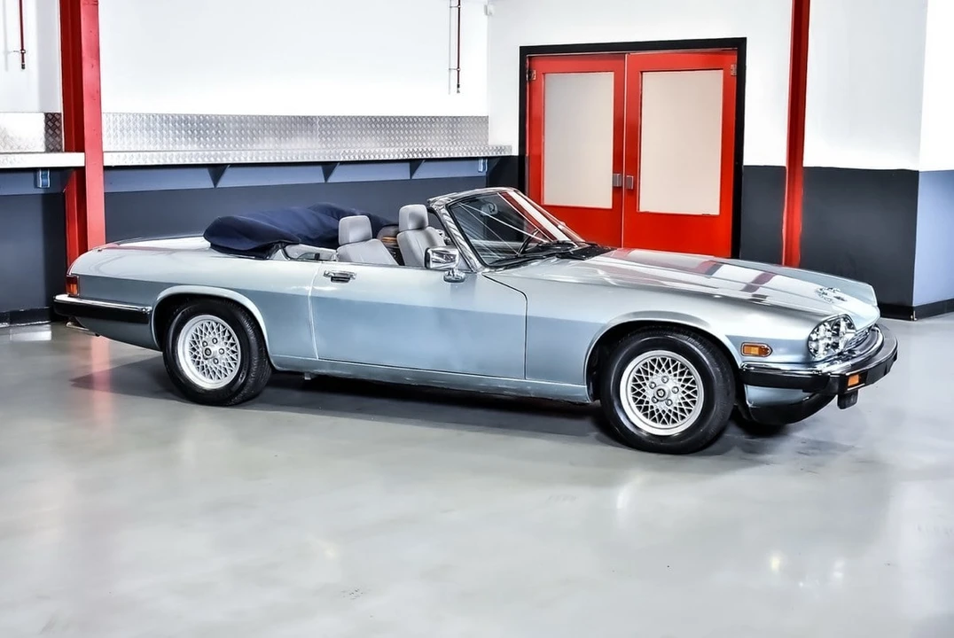 1990 Jaguar XJS Convertible - Image 7 of 31