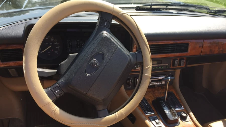 1990 Jaguar XJS Convertible - Image 5 of 12