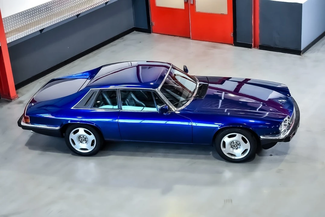 1990 Jaguar XJS - Image 11 of 30