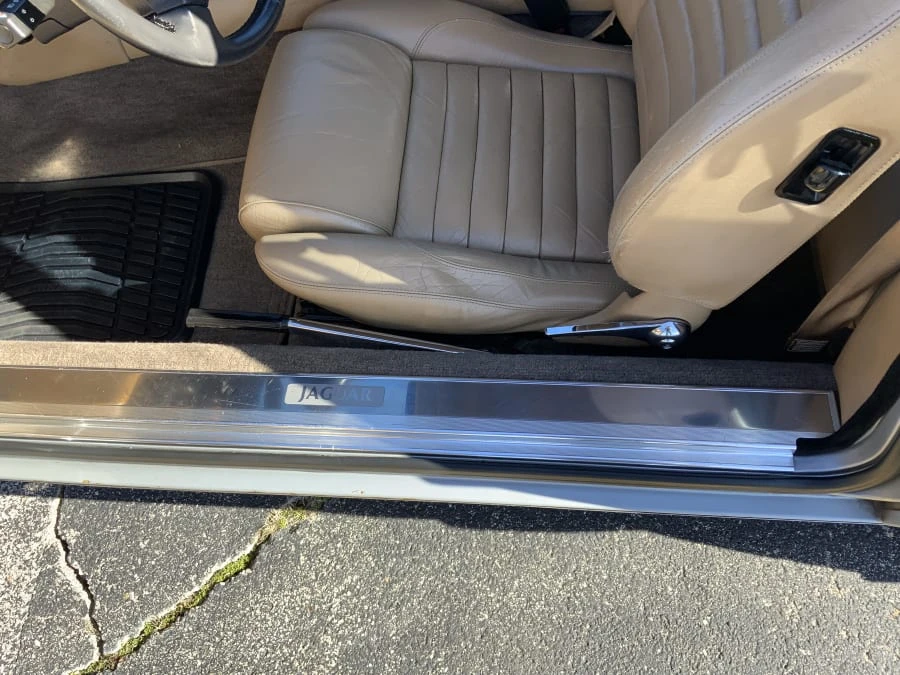 1990 Jaguar XJS - Image 25 of 31