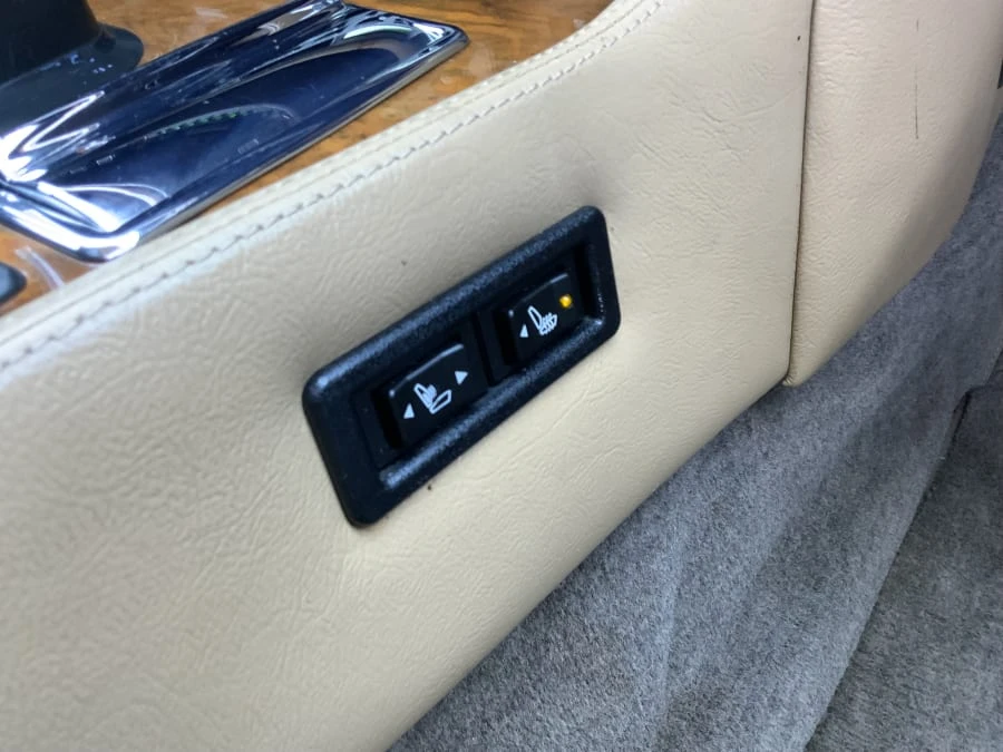 1990 Jaguar XJS - Image 17 of 31