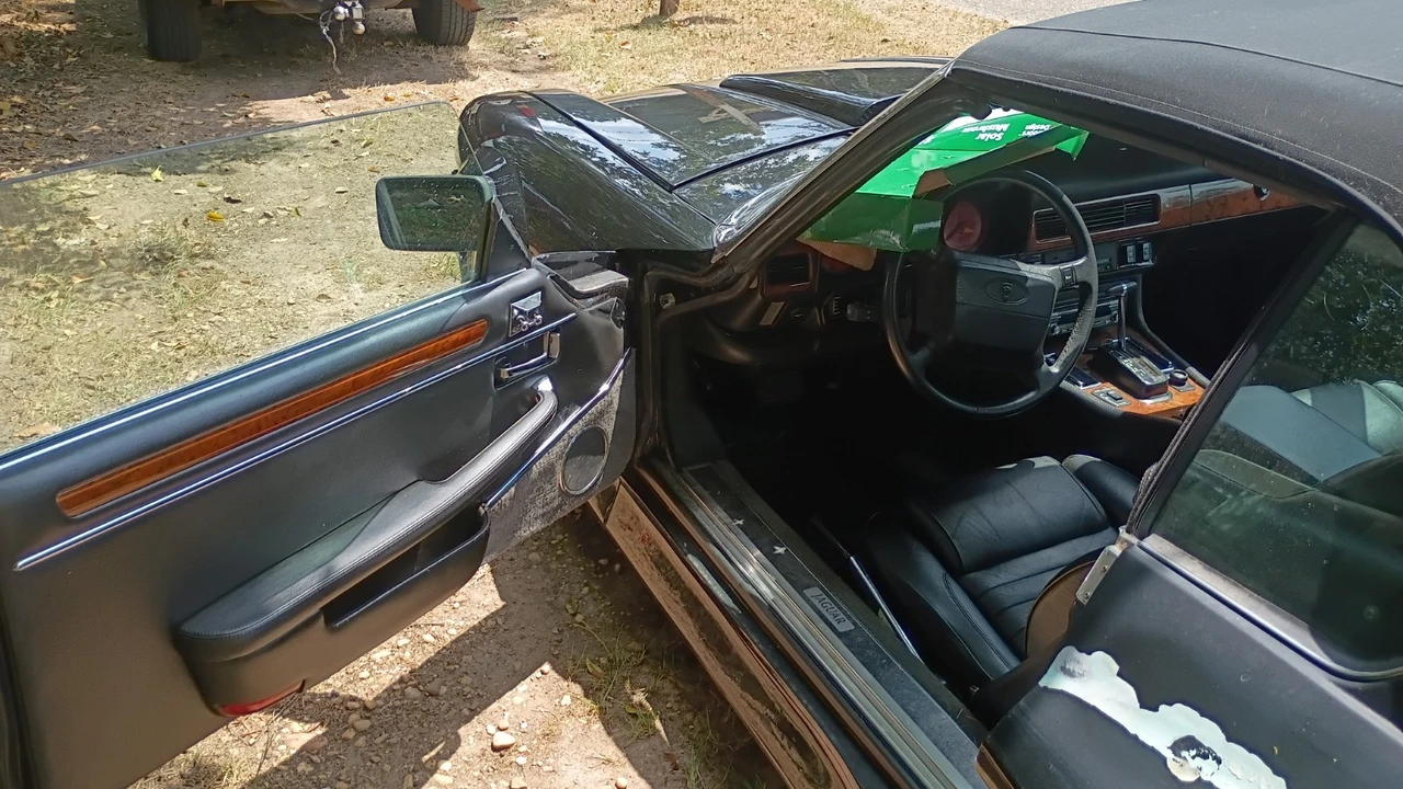 1990 Jaguar XJS - Image 4 of 21