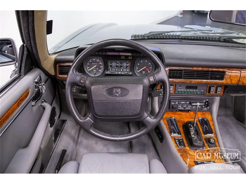 1990 Jaguar XJS - Image 29 of 31
