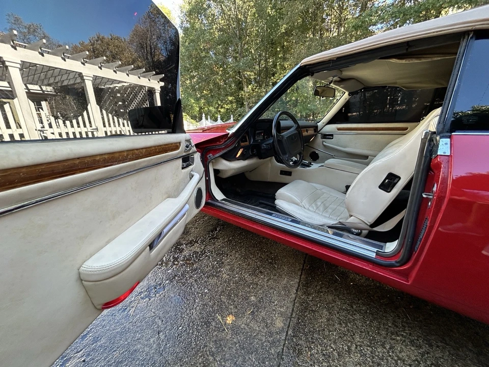 1990 Jaguar XJS - Image 9 of 17
