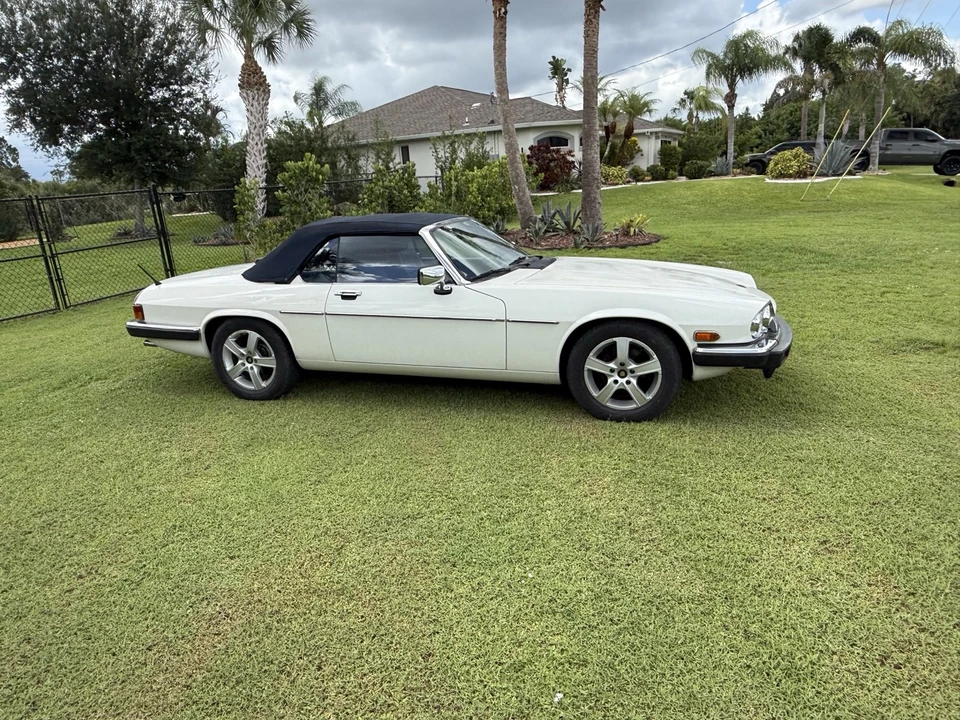 1990 Jaguar XJS - Image 14 of 31