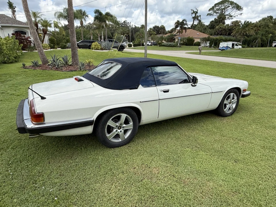 1990 Jaguar XJS - Image 13 of 31