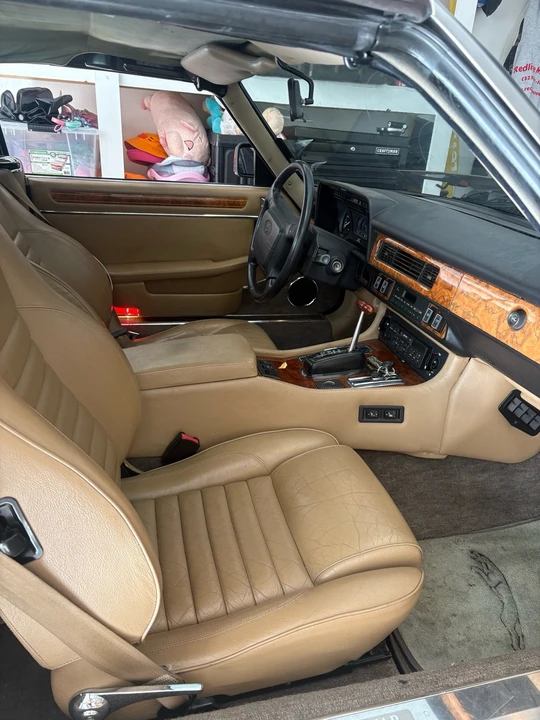 1990 Jaguar XJS - Image 9 of 15