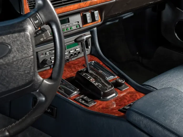 1990 Jaguar XJS - Image 11 of 19