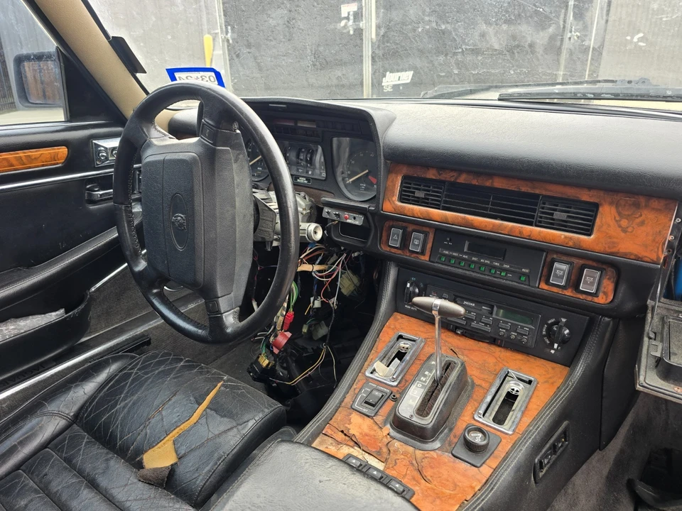 1990 Jaguar XJS - Image 12 of 21