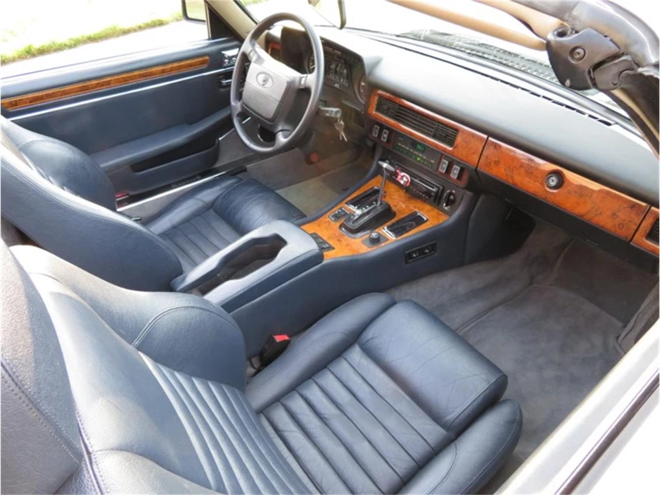 1990 Jaguar XJS - Image 14 of 31