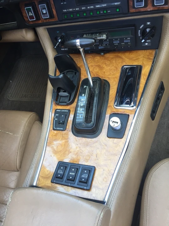 1990 Jaguar XJS - Image 9 of 18
